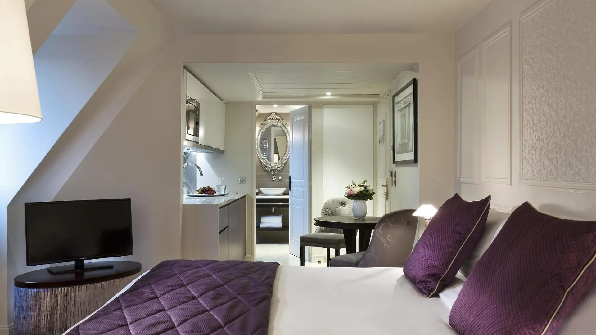 La Clef Louvre Paris By The Crest Collection Hotel
