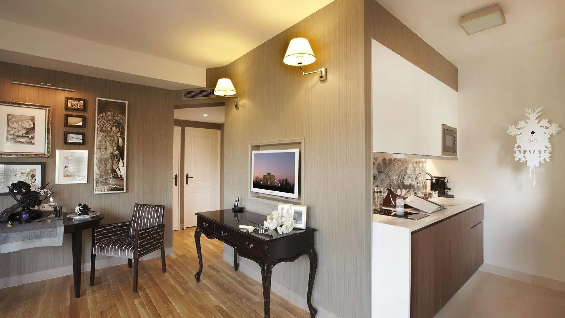 La Clef Louvre Paris By The Crest Collection Hotel