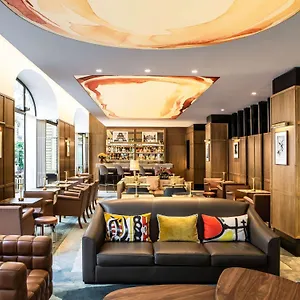 Hotel Sofitel Arc De Triomphe, Paris