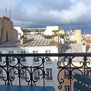 Bastille Hotel