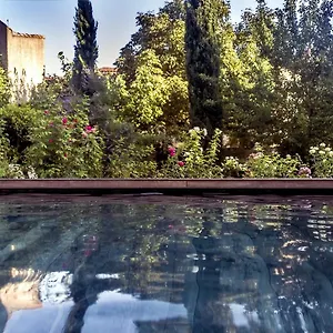 https://villa-de-lorgues.fr-provencehotel.com