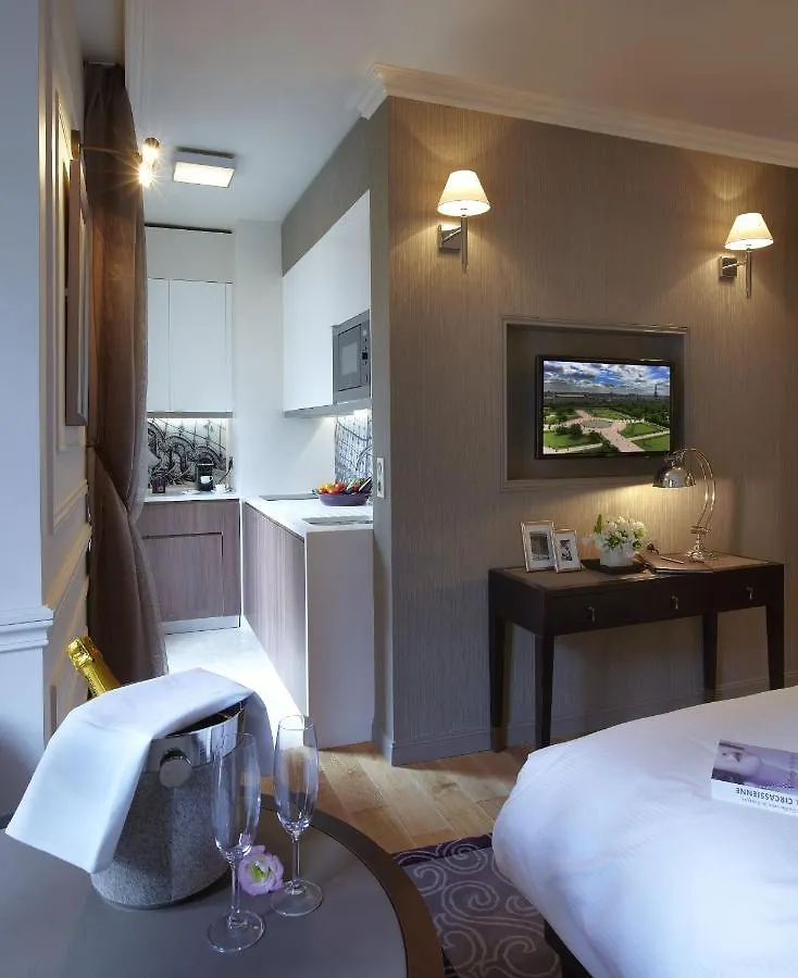 *****  La Clef Louvre Paris By The Crest Collection Hotel France