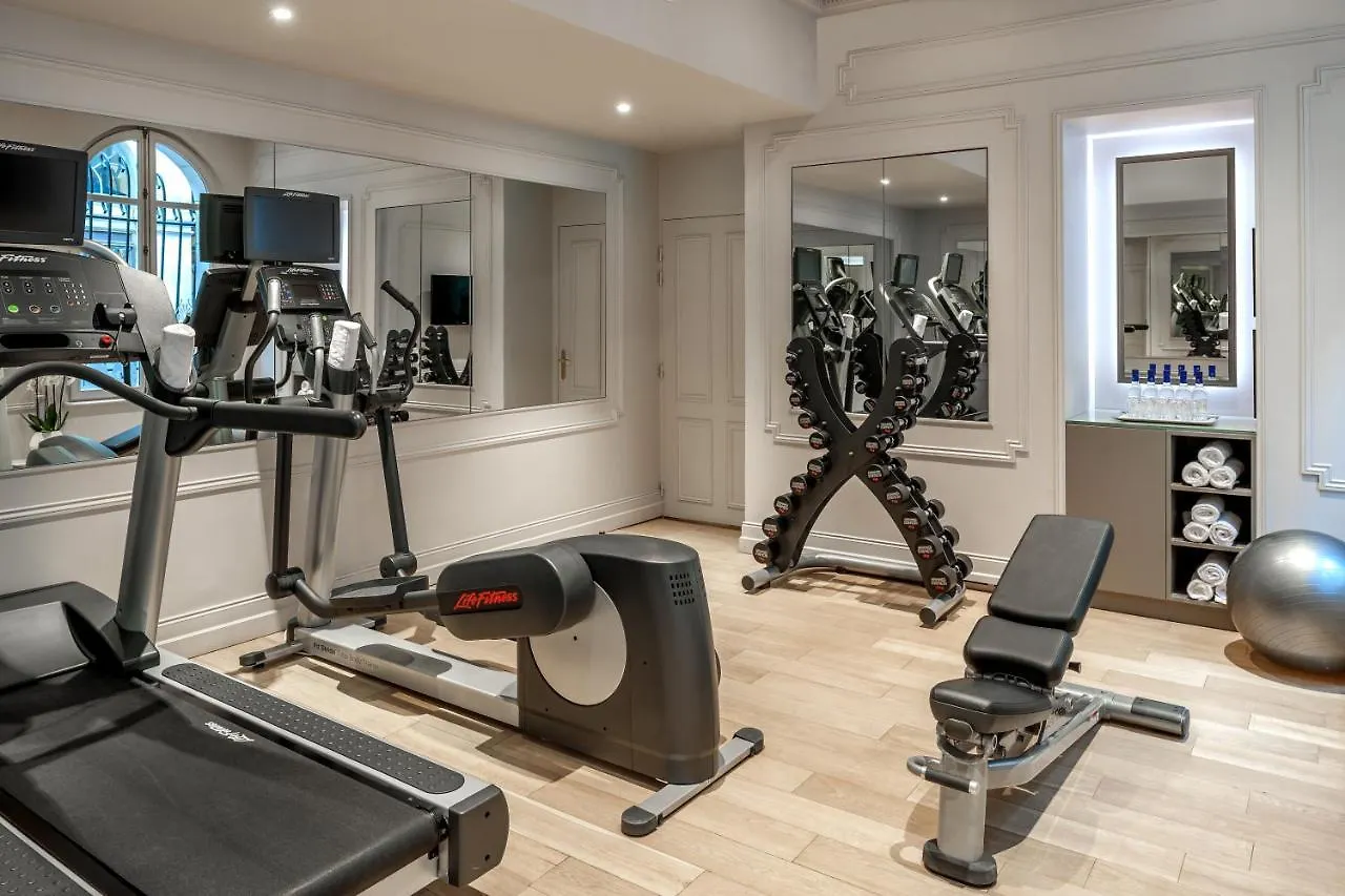 Hotel La Clef Louvre Paris By The Crest Collection