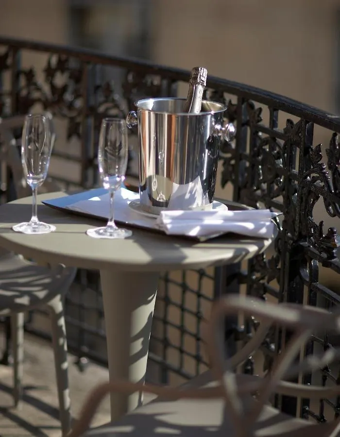 Hotel La Clef Louvre Paris By The Crest Collection Francia
