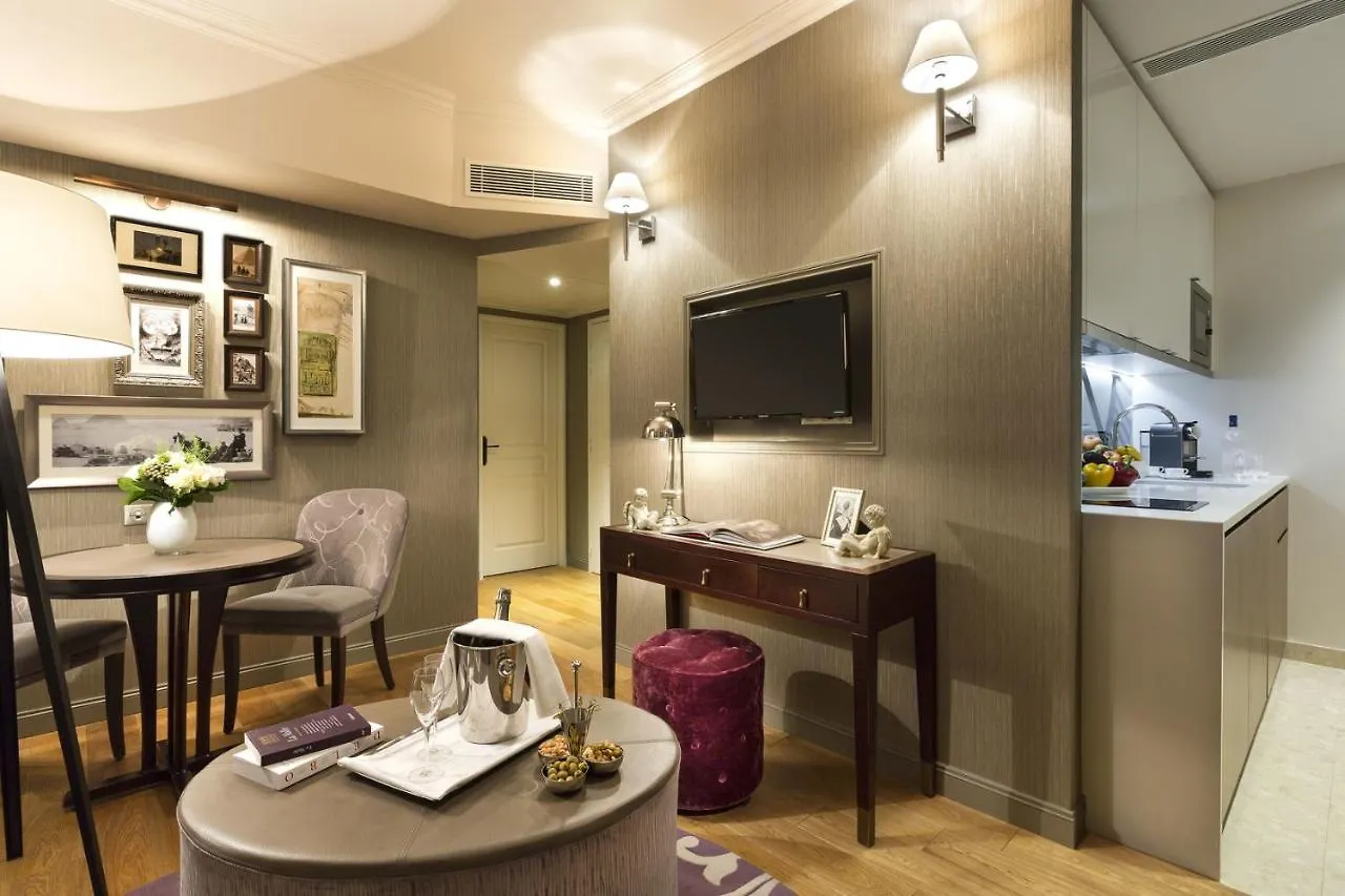 *****  Hotel La Clef Louvre Paris By The Crest Collection Francia
