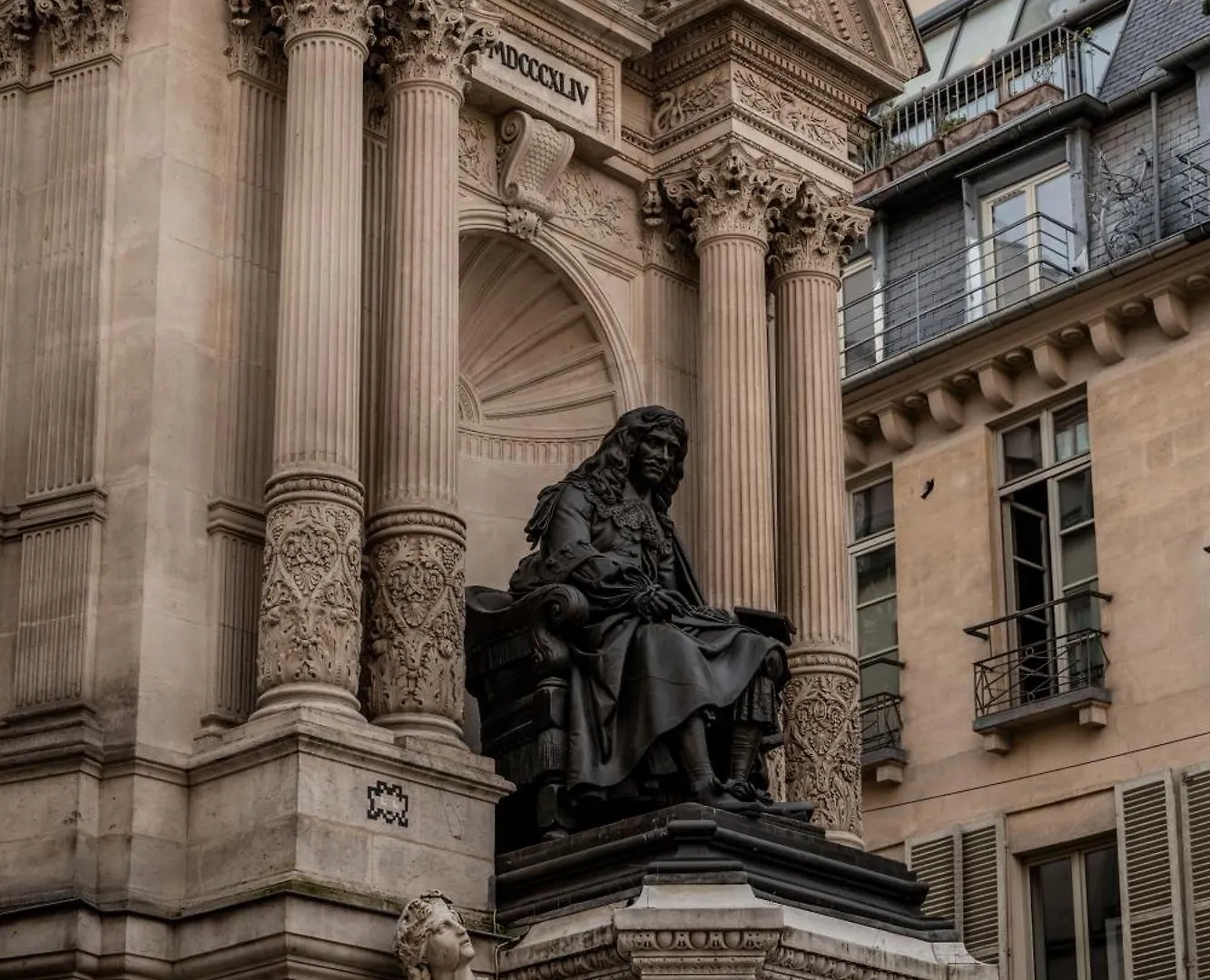 Hotel La Clef Louvre Paris By The Crest Collection